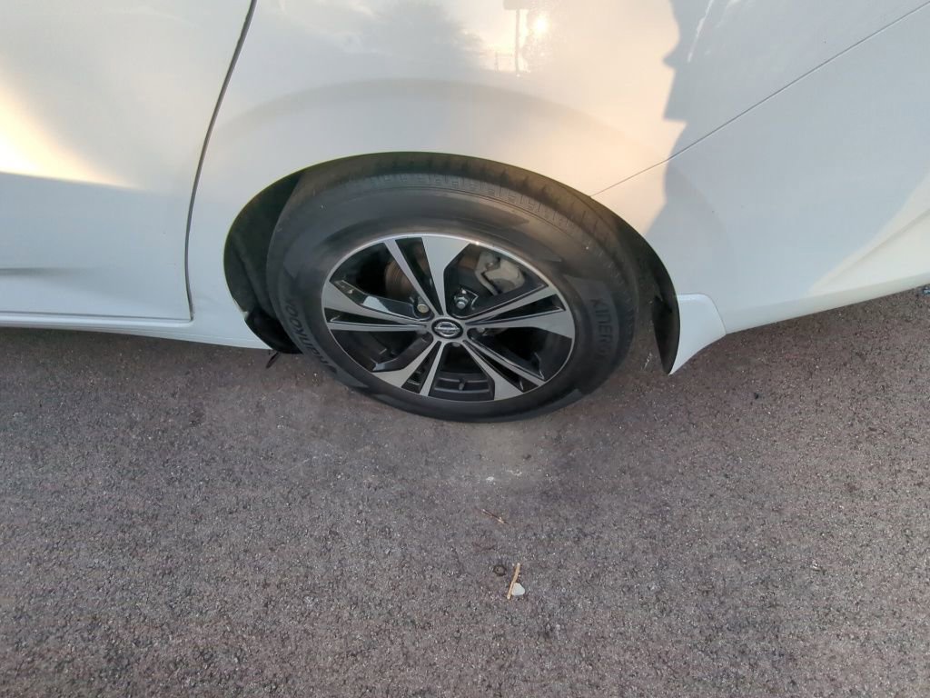 Used 2020 Nissan Sentra SV FWD image 5