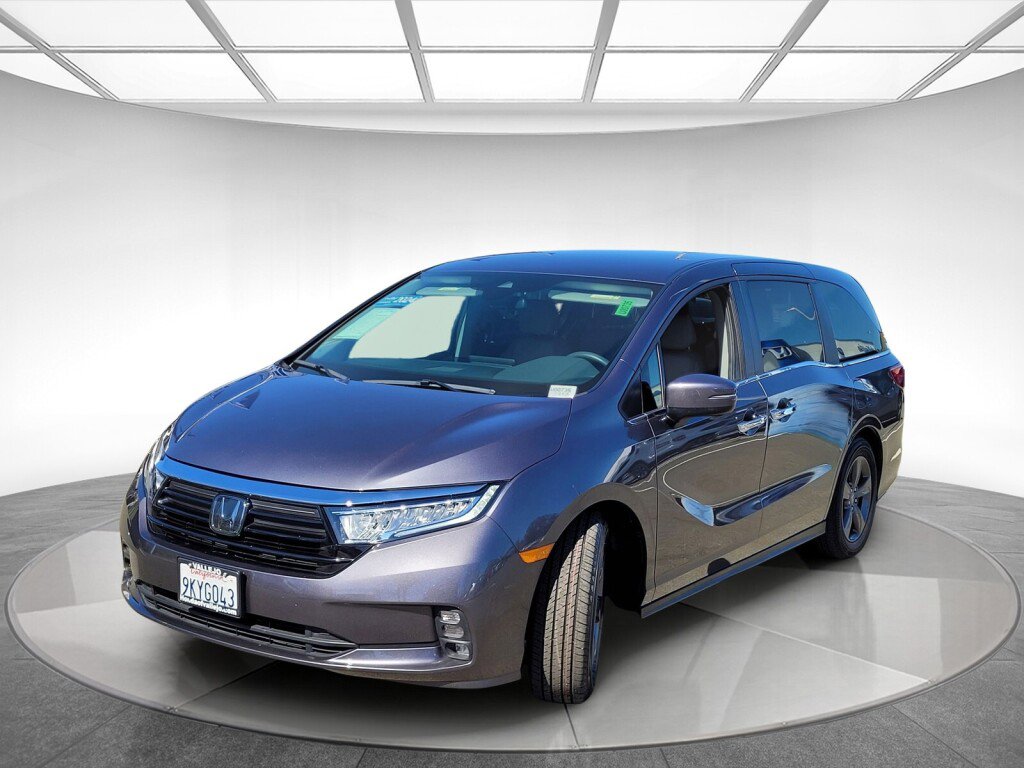 Certified 2024 Honda Odyssey EX image 7