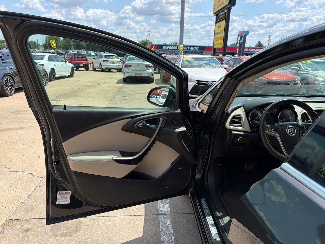 Used 2015 Buick Verano Leather FWD image 12