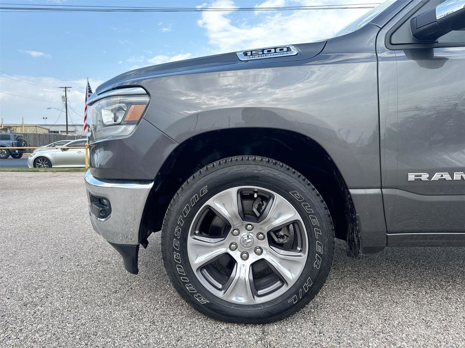 Used 2023 RAM 1500 Laramie AWD/4WD image 17