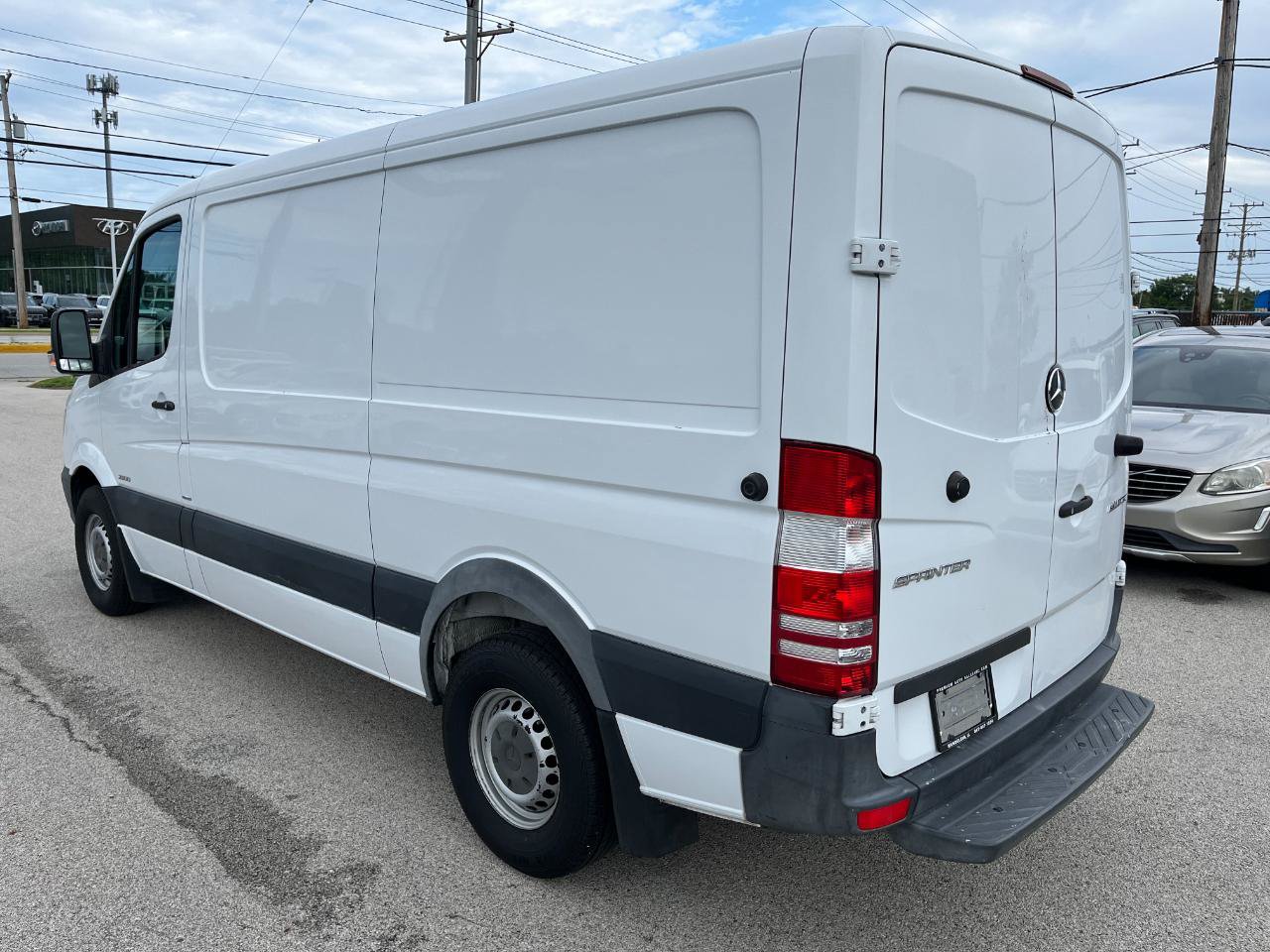 Used 2015 Mercedes-Benz Sprinter 2500 image 3