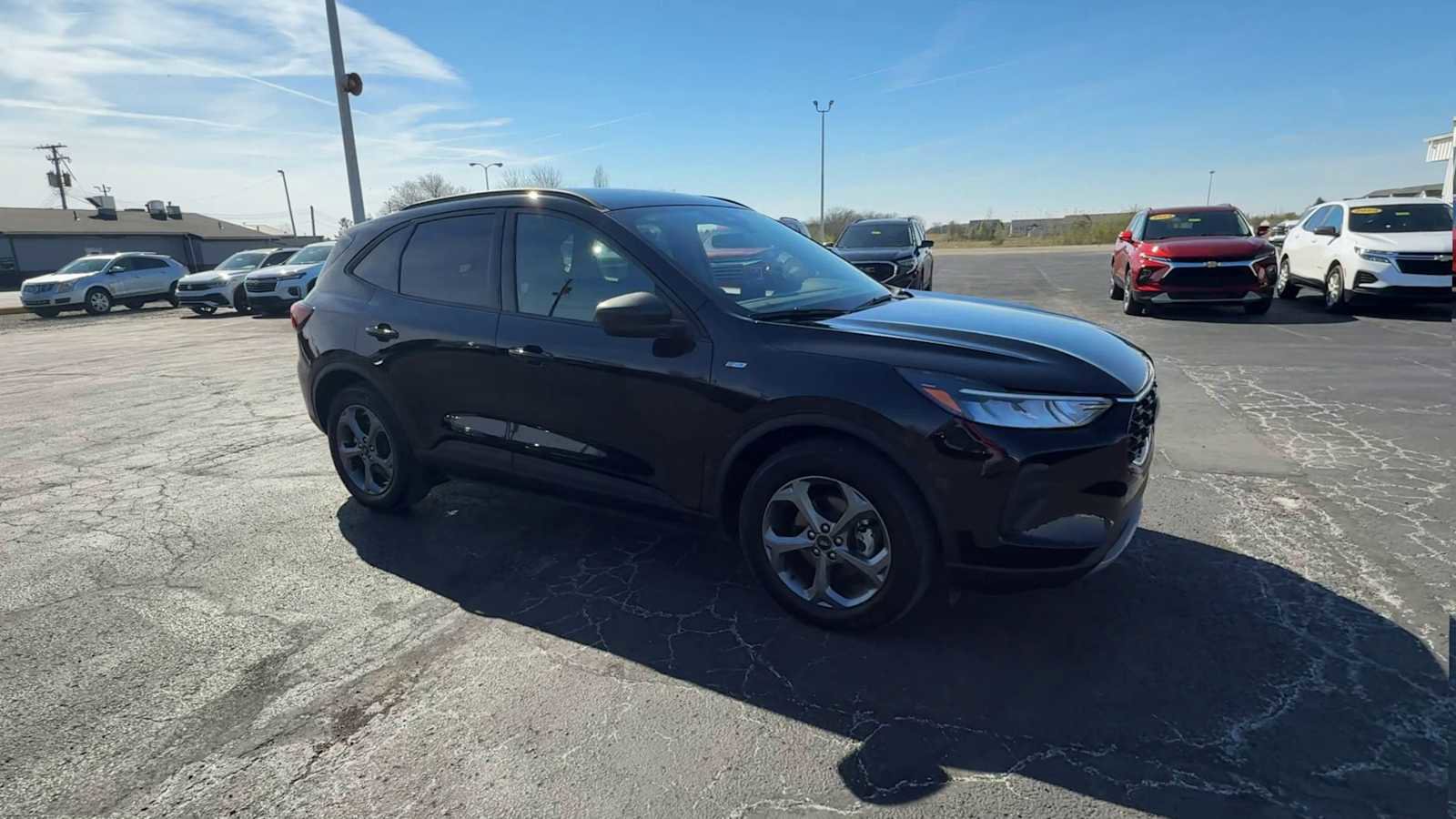 Used 2025 Ford Escape ST-Line FWD image 2
