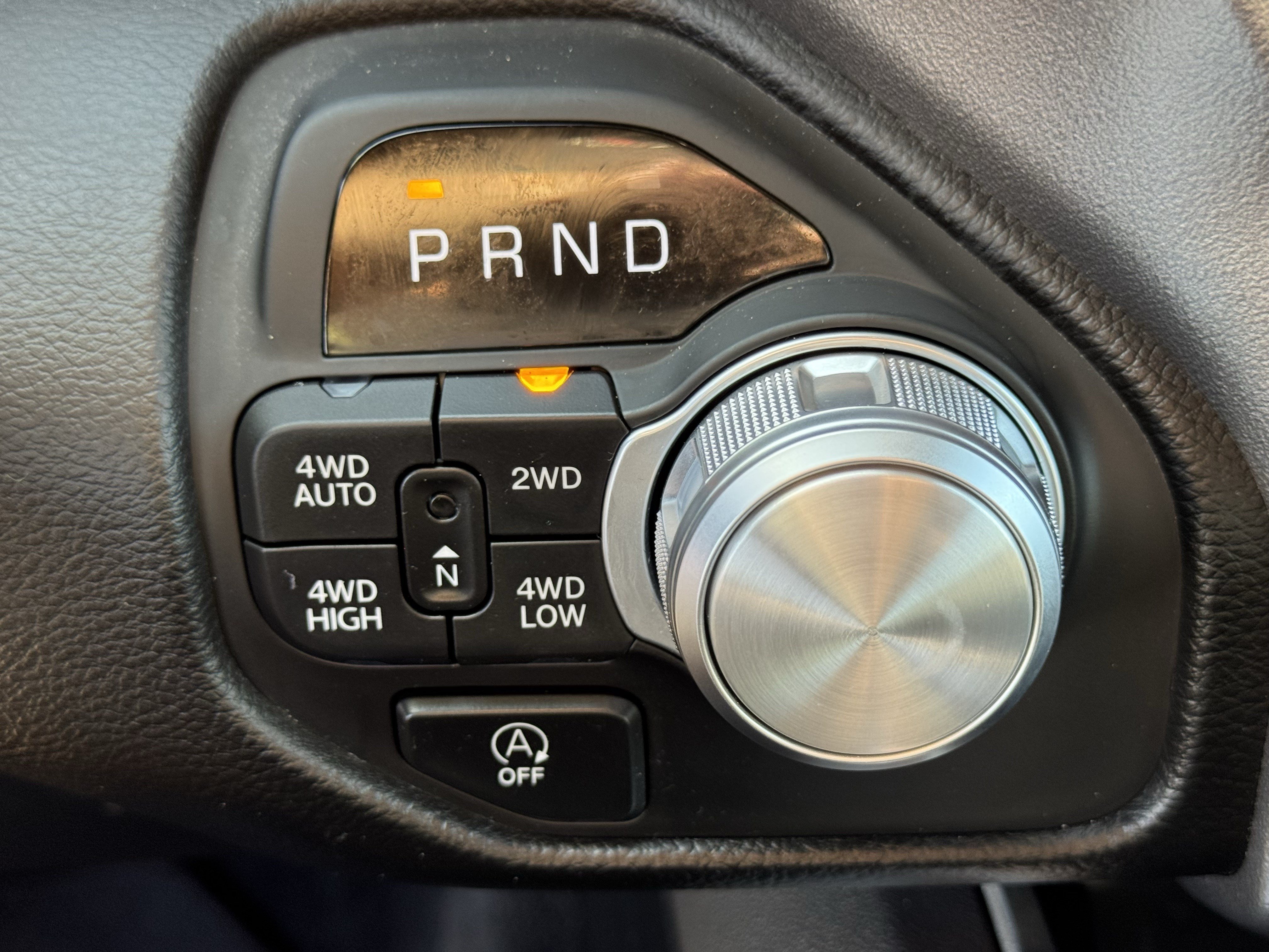 Used 2025 RAM 1500 Laramie w/ Sport Appearance Package AWD/4WD image 21