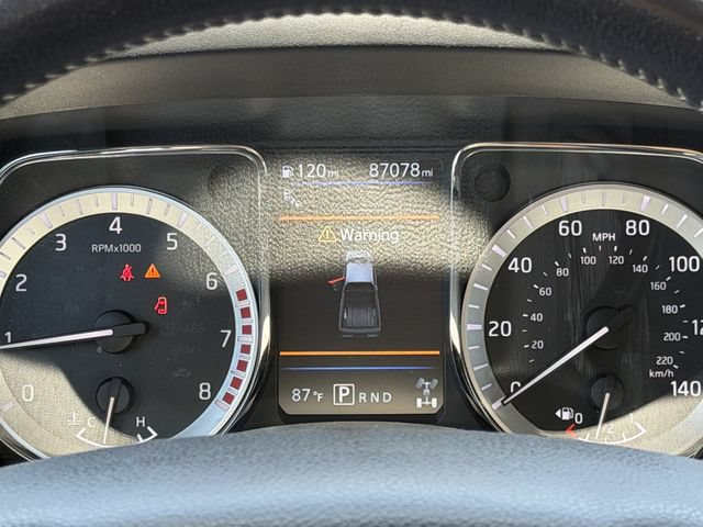 Used 2019 Nissan Titan PRO-4X w/ Pro-4x Convenience Package AWD/4WD image 16