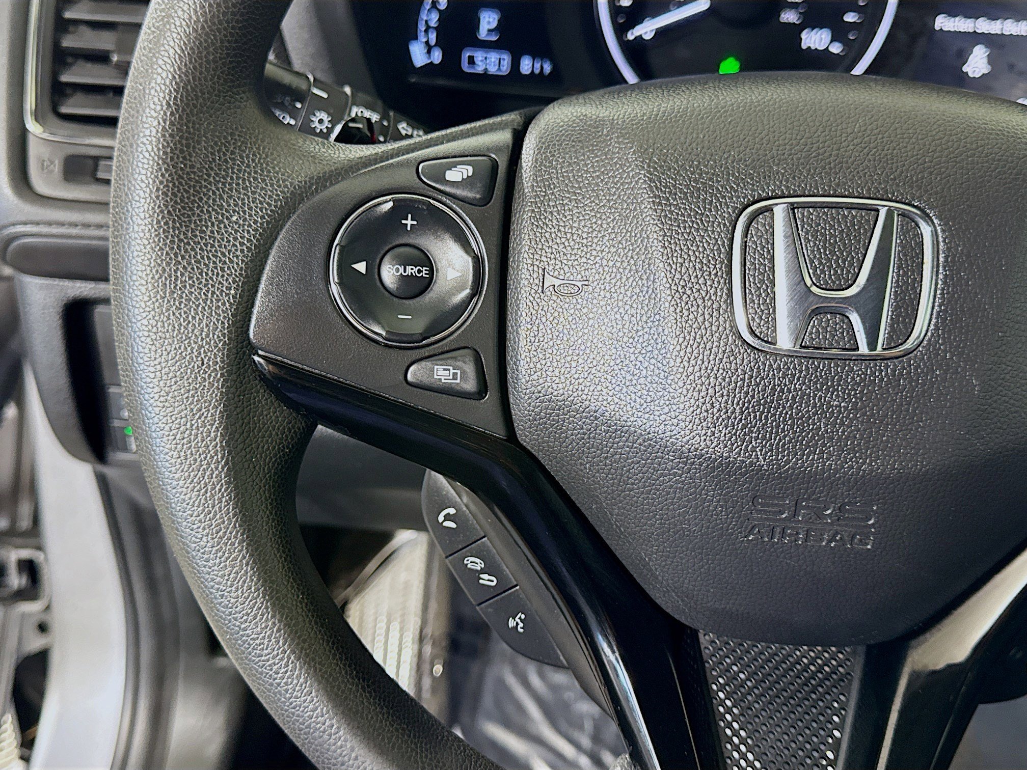 Used 2022 Honda HR-V EX image 15