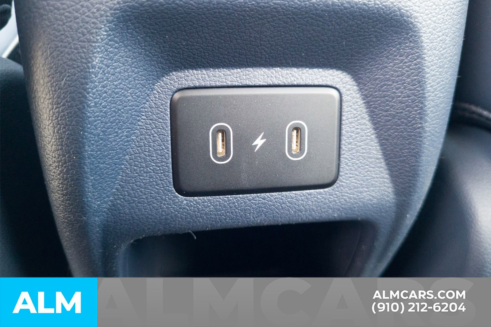 Certified 2025 Hyundai Venue Limited image 21