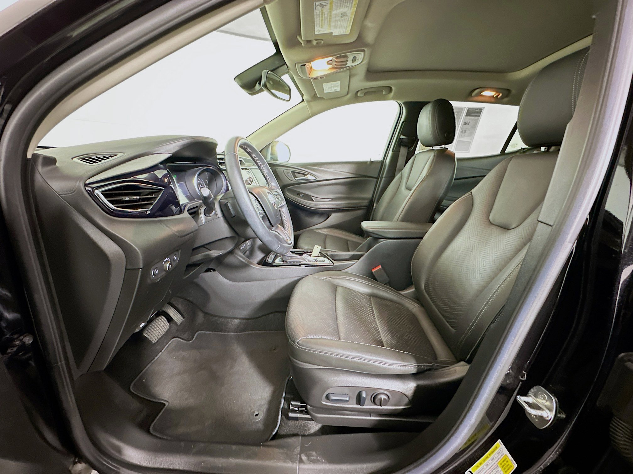 Used 2023 Buick Encore GX Essence w/ Experience Buick Package image 13