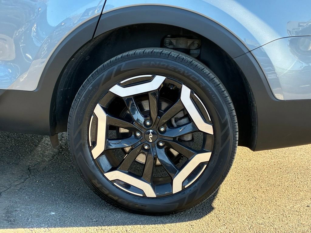 Used 2023 Kia Telluride S image 53