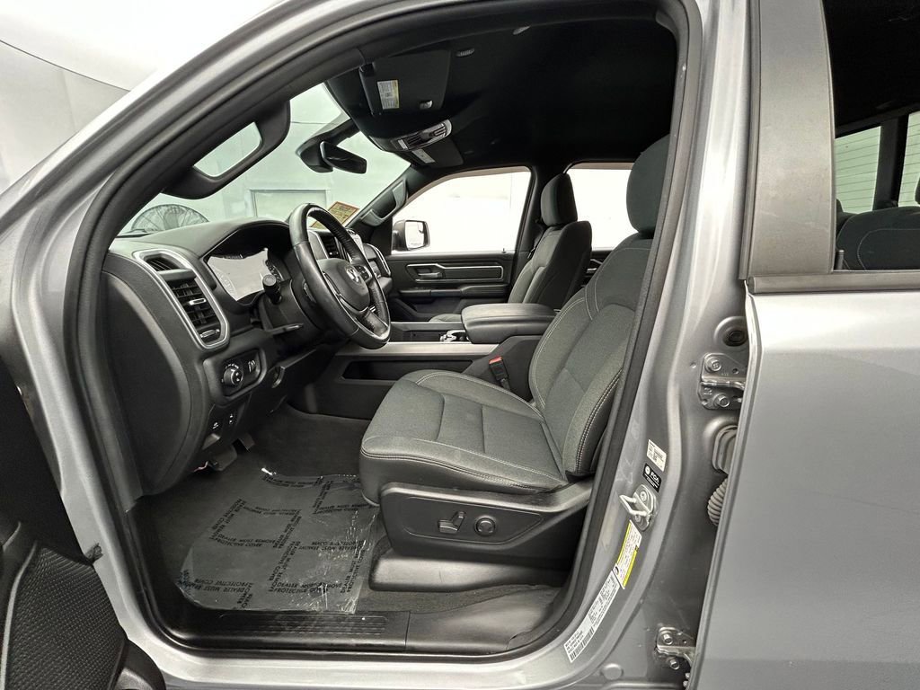 Used 2022 RAM 1500 Big Horn w/ Night Edition RWD image 11