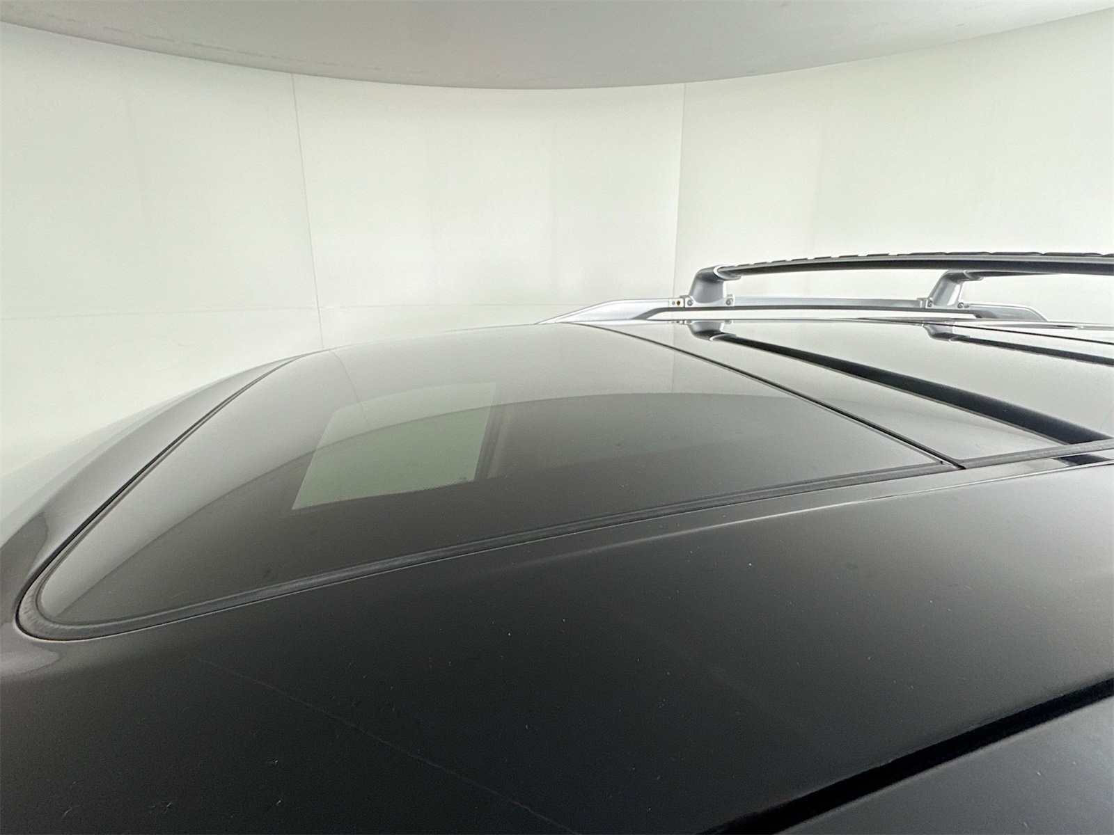 Used 2023 Nissan Pathfinder Platinum image 19