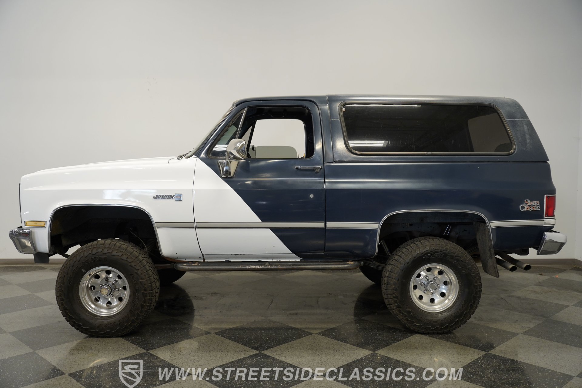 Used 1988 GMC Jimmy 4WD image 8