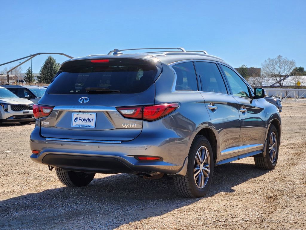 Used 2019 INFINITI QX60 Luxe w/ Essential Package image 3