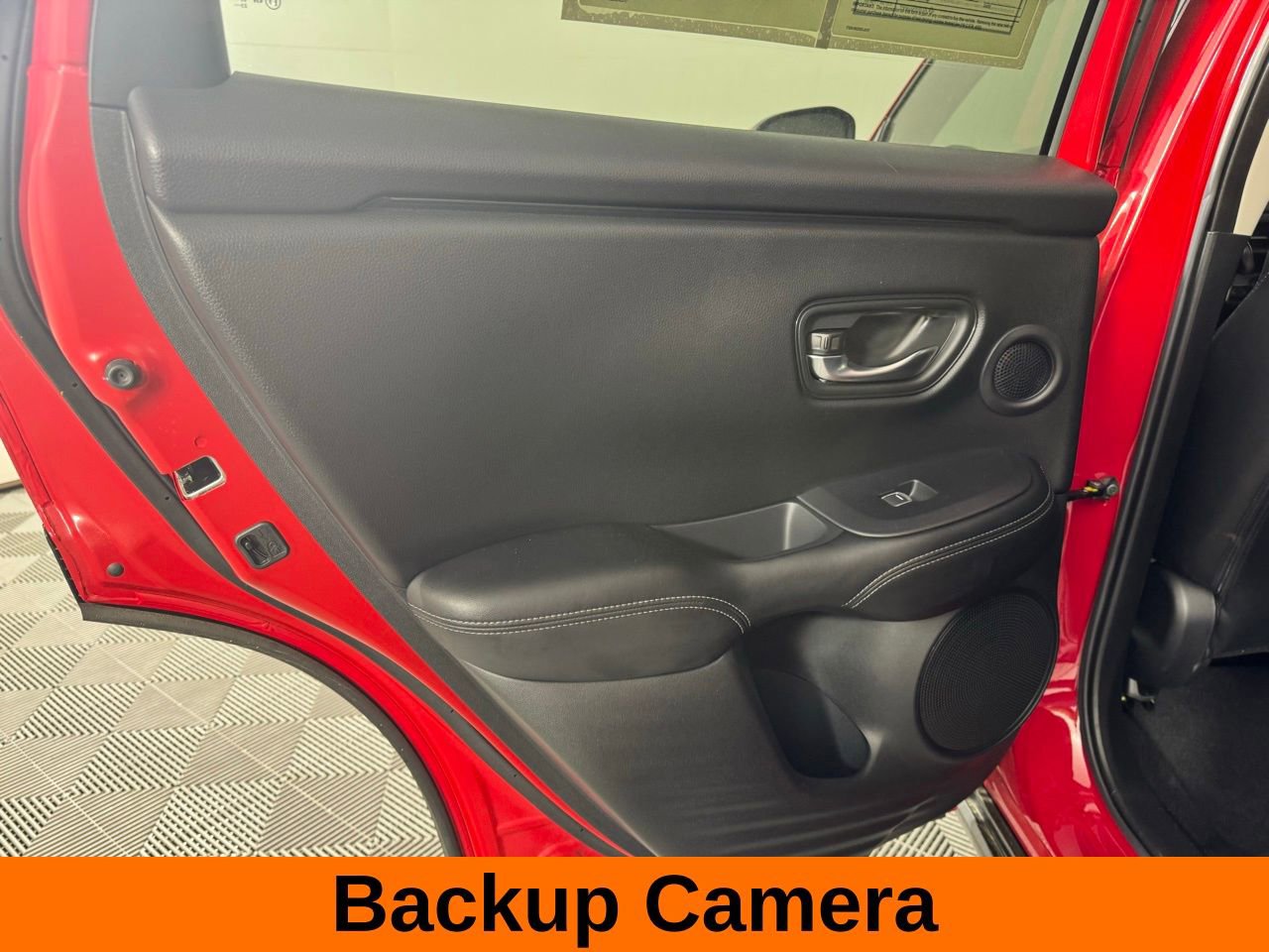 Used 2024 Honda HR-V EX-L image 9