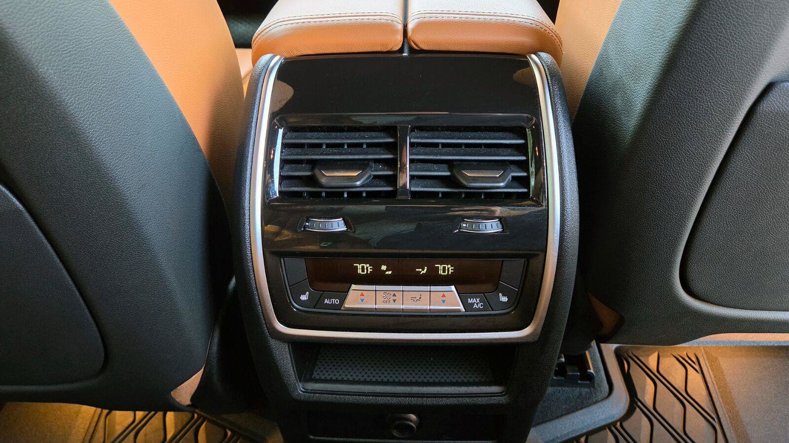 Used 2022 BMW X5 xDrive40i w/ Premium Package AWD/4WD image 56