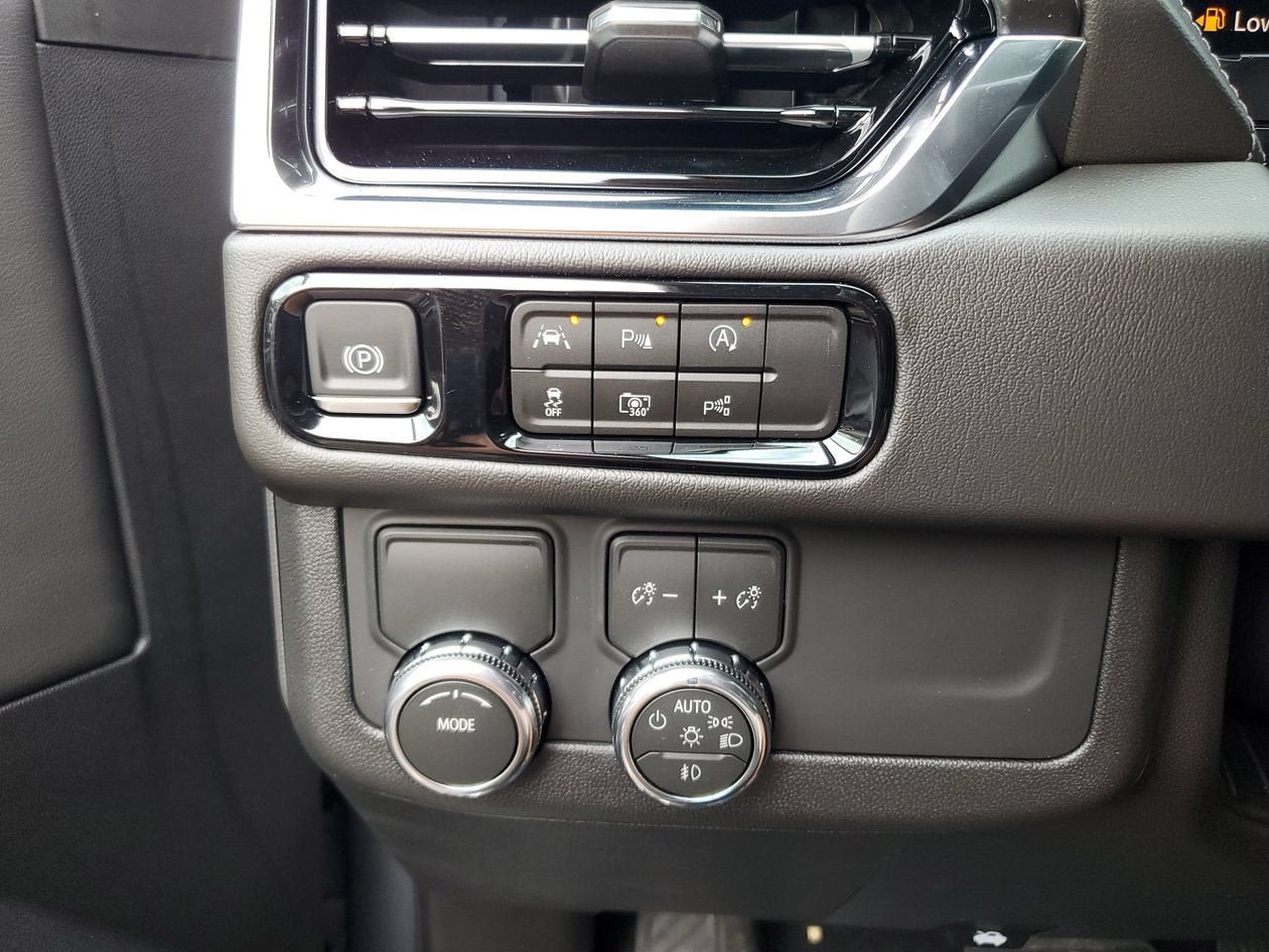 New 2026 GMC Yukon XL Denali RWD image 29