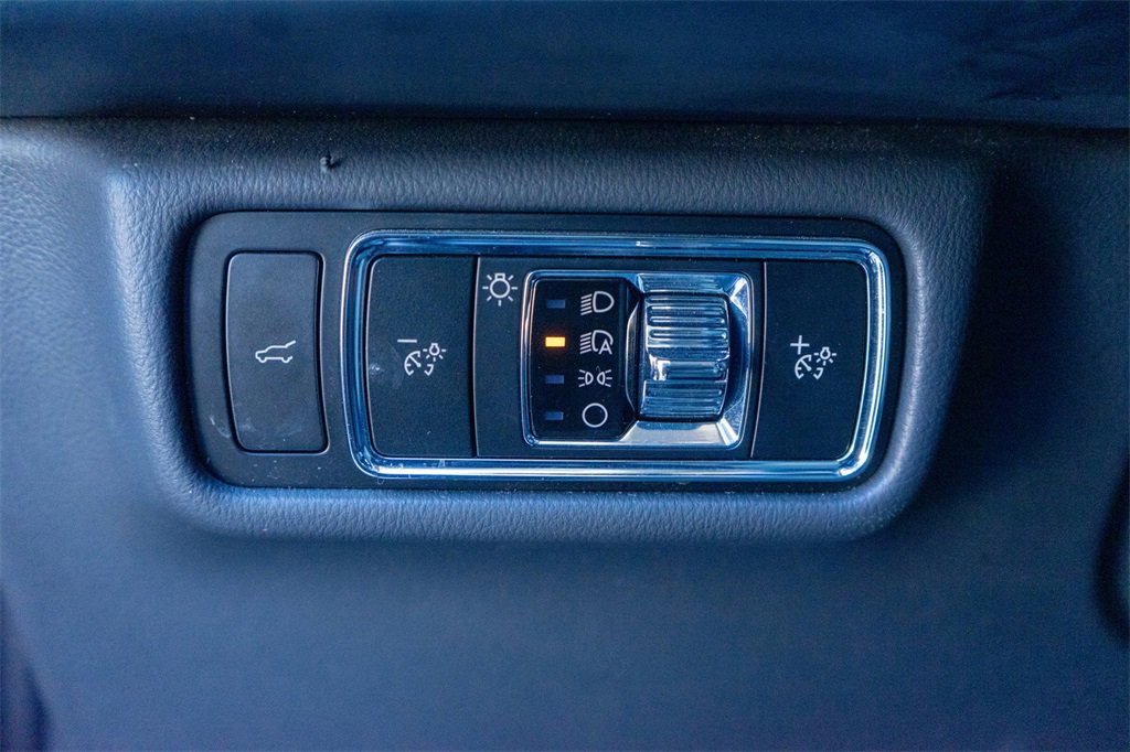 Used 2024 Lincoln Aviator Reserve AWD/4WD image 17