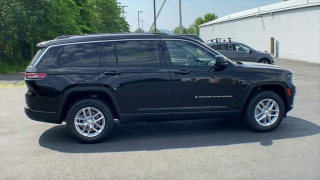 Certified 2023 Jeep Grand Cherokee L Laredo AWD/4WD image 10