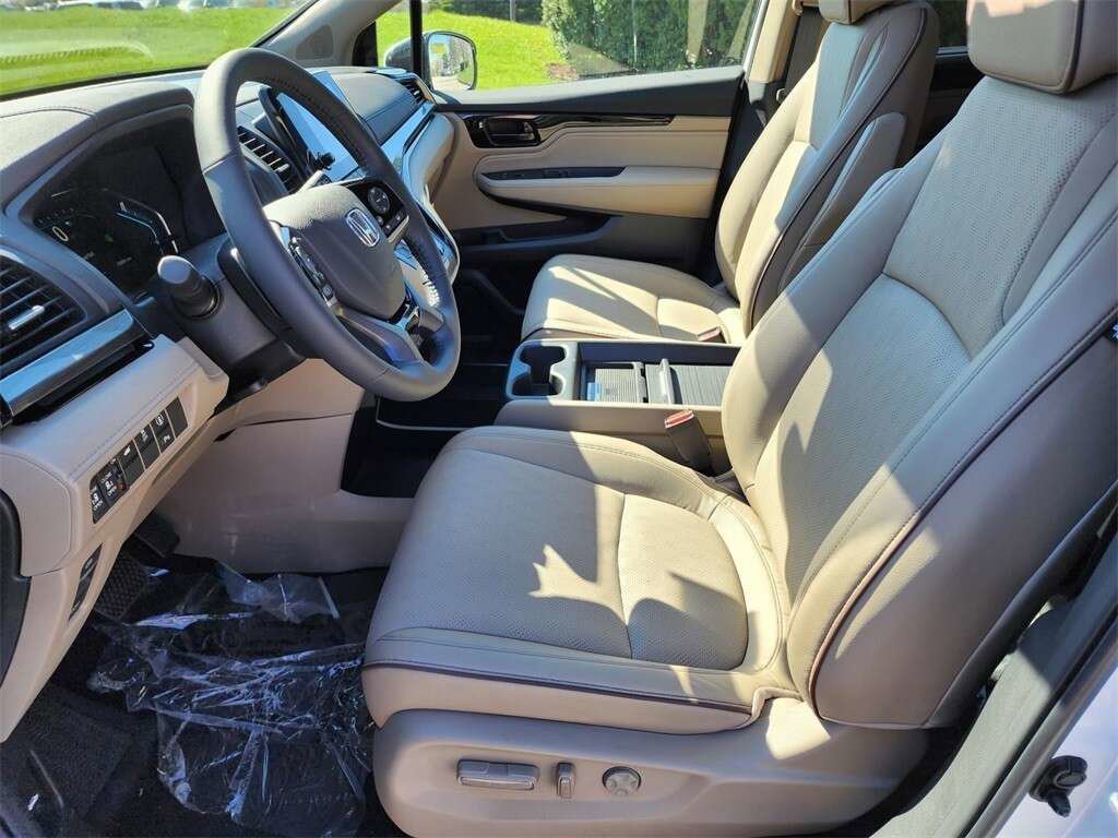 Used 2023 Honda Odyssey Elite image 22