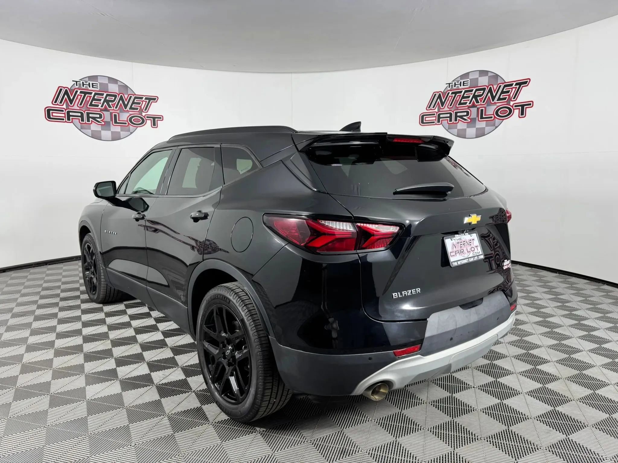 Used 2020 Chevrolet Blazer LT w/ Sound & Technology Package FWD image 5
