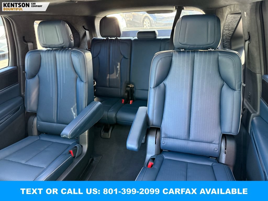 Used 2025 Cadillac Escalade IQ Luxury 2 w/ LPO, Premium Carpet Package AWD/4WD image 31