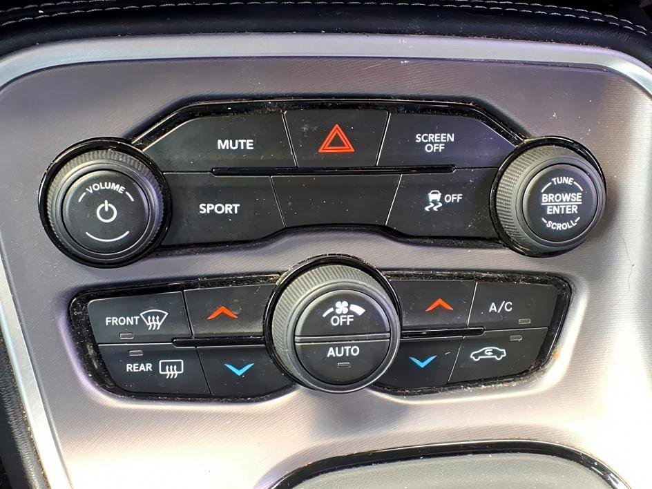 Used 2021 Dodge Challenger SXT image 20