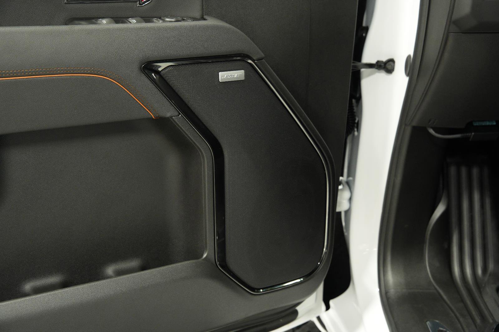 New 2025 GMC Sierra 1500 AT4 w/ AT4 Premium Package image 31