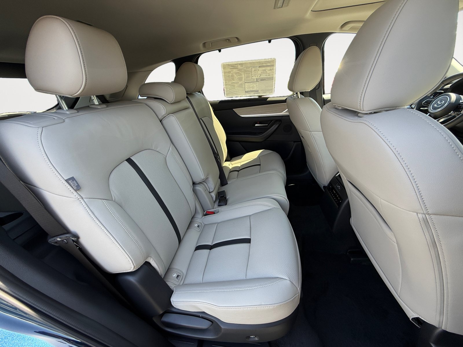 New 2026 MAZDA CX-90 Plug-In Hybrid w/ Preferred AWD/4WD image 18