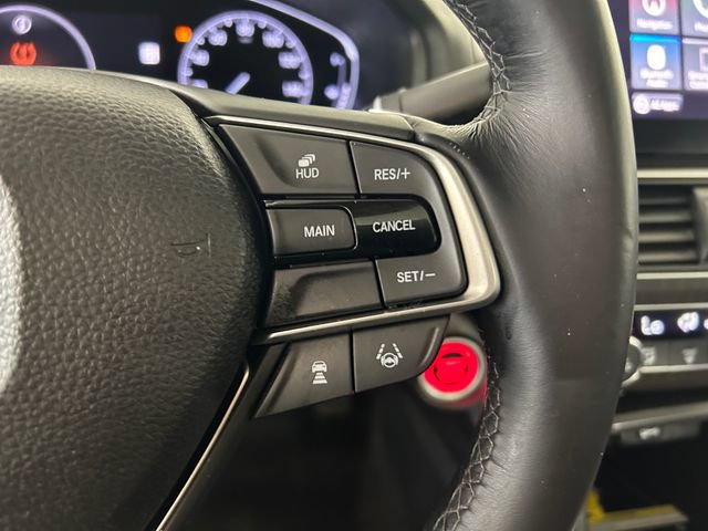 Used 2018 Honda Accord Touring image 17