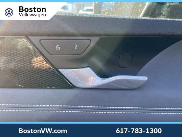 New 2026 Volkswagen Tiguan SE image 28