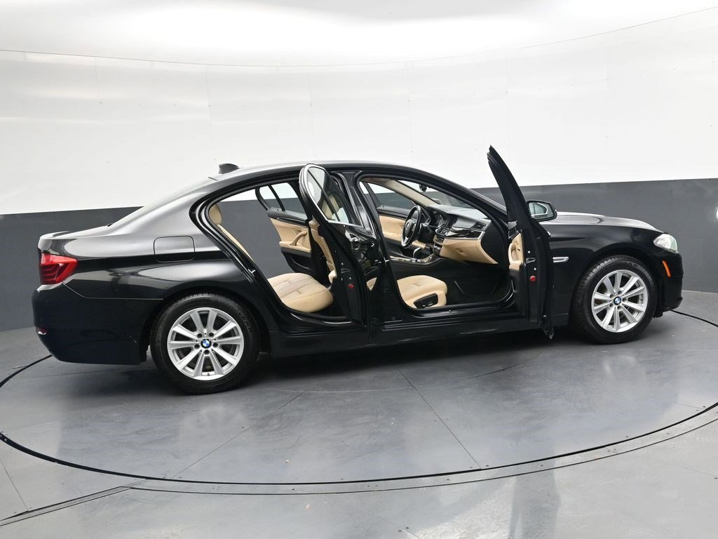 Used 2016 BMW 528i Sedan RWD image 38