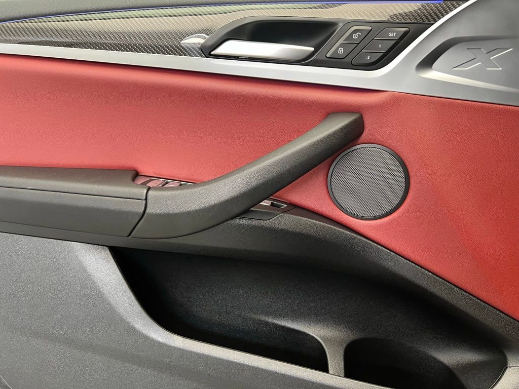 Certified 2024 BMW X4 M40i w/ Premium Package image 21