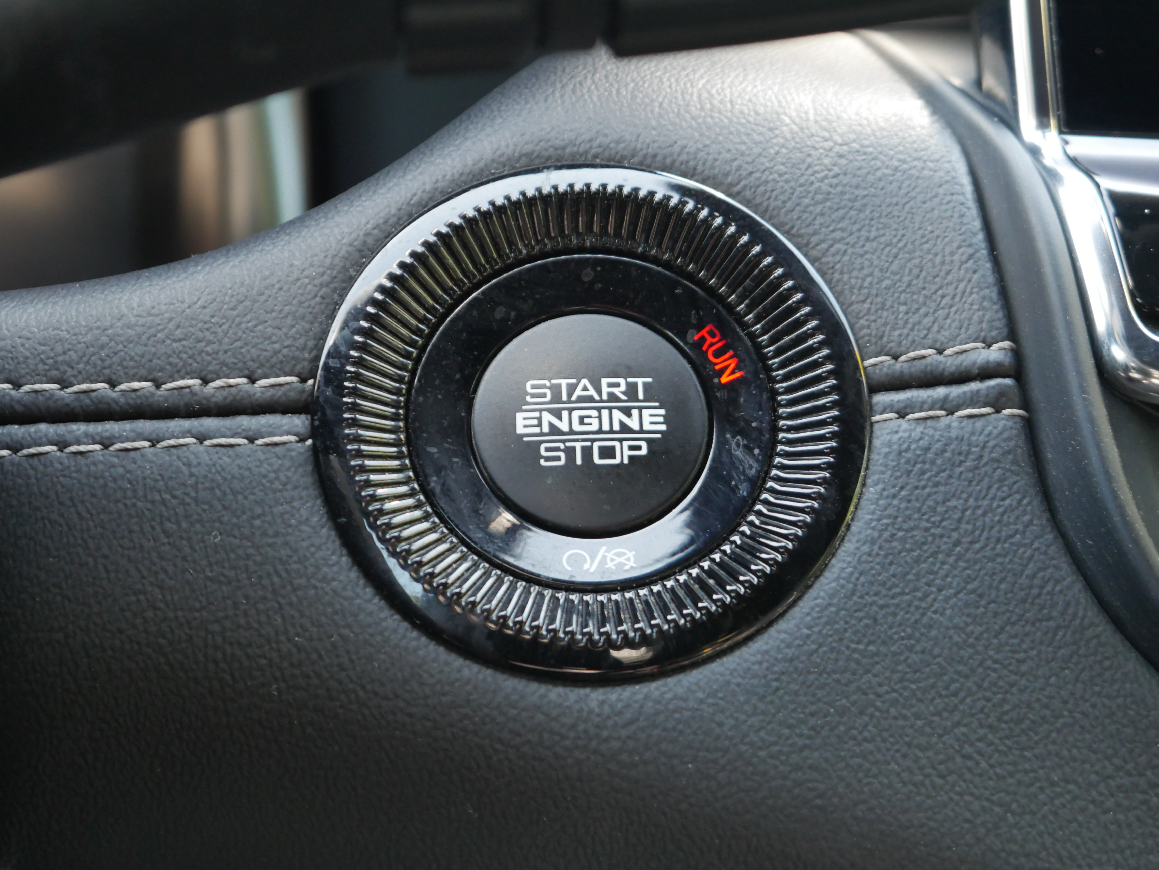 Used 2022 Jeep Compass High Altitude AWD/4WD image 35