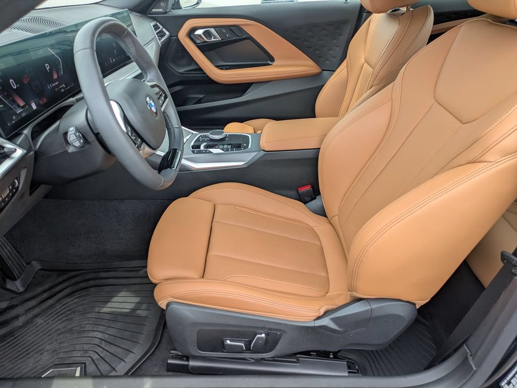Used 2025 BMW 230i Coupe w/ Convenience Package RWD image 11