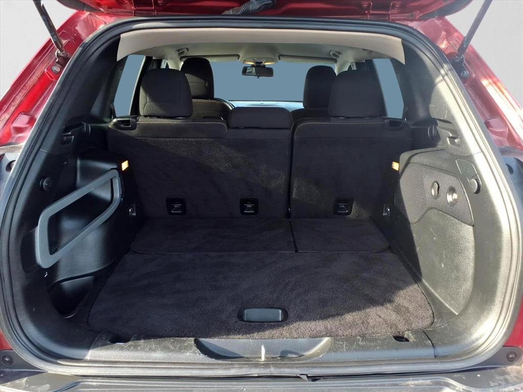 Used 2017 Jeep Cherokee Latitude w/ Safety/Convenience Group image 8