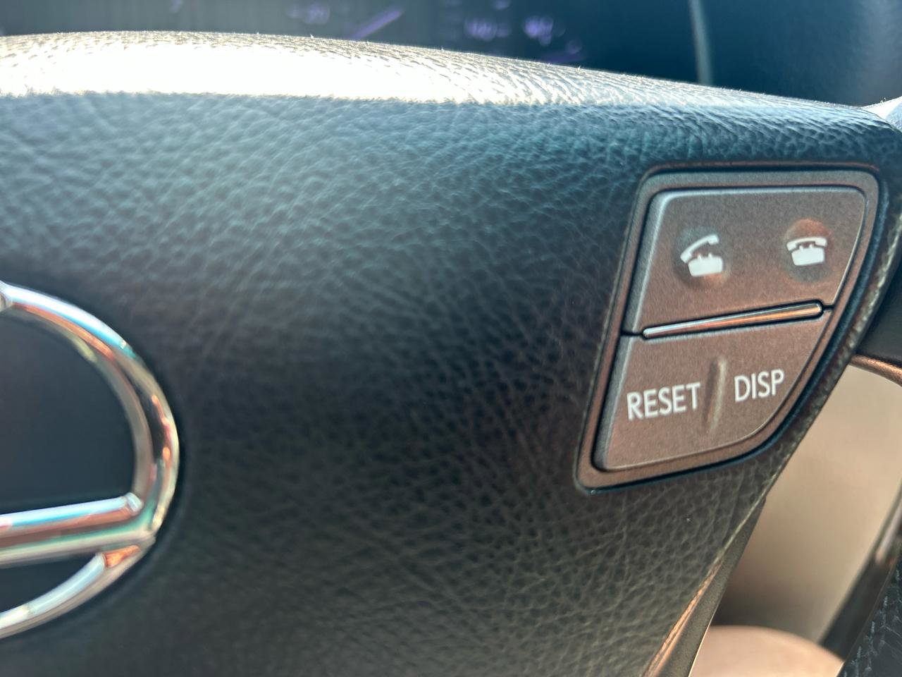 Used 2011 Lexus LS 460 w/ Comfort Pkg RWD image 25