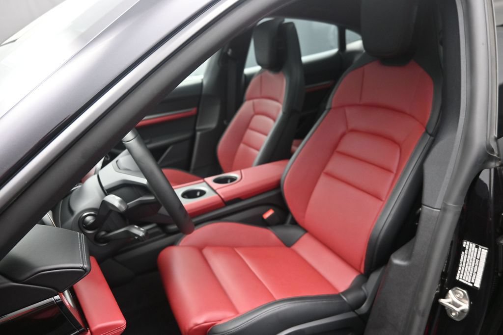 New 2025 Porsche Taycan AWD/4WD image 9