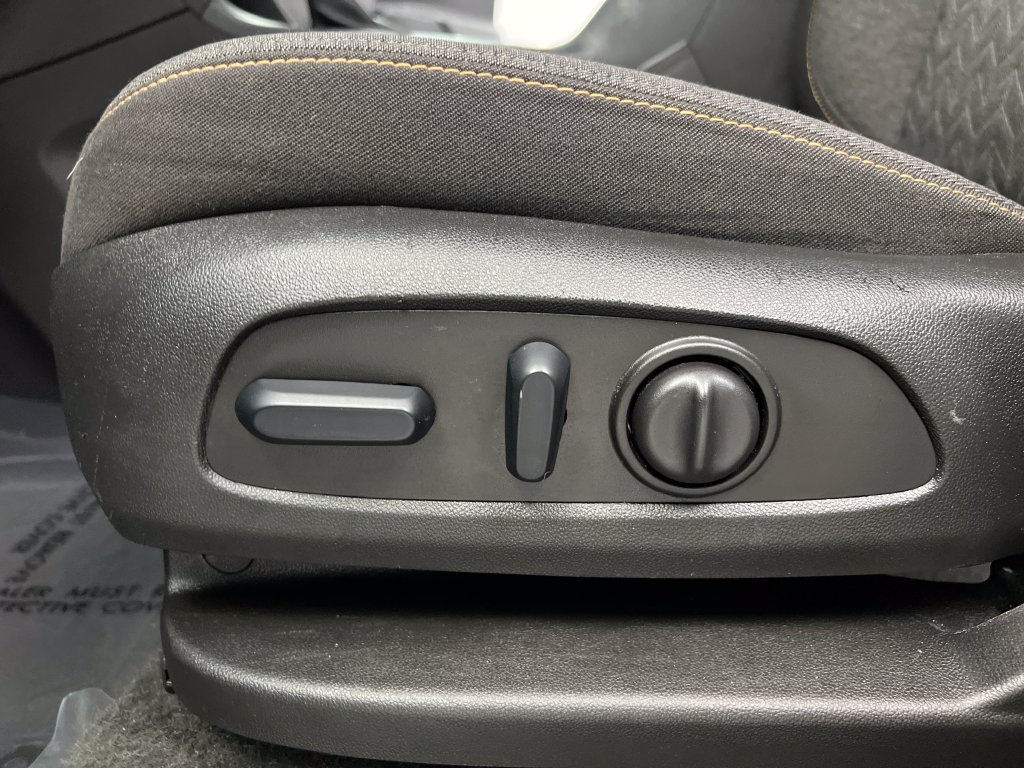 Used 2024 Chevrolet Equinox LT AWD/4WD image 13