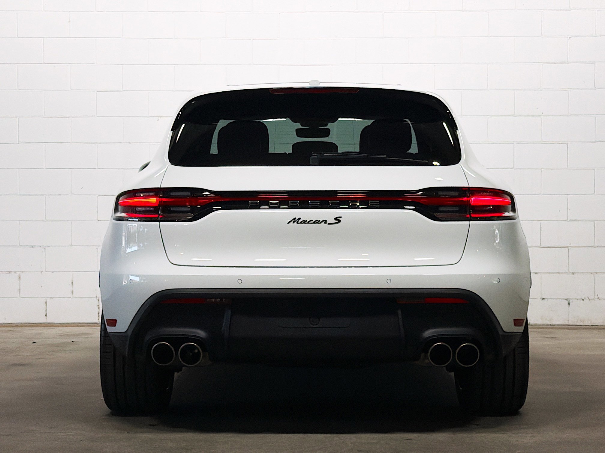 Used 2025 Porsche Macan S image 8