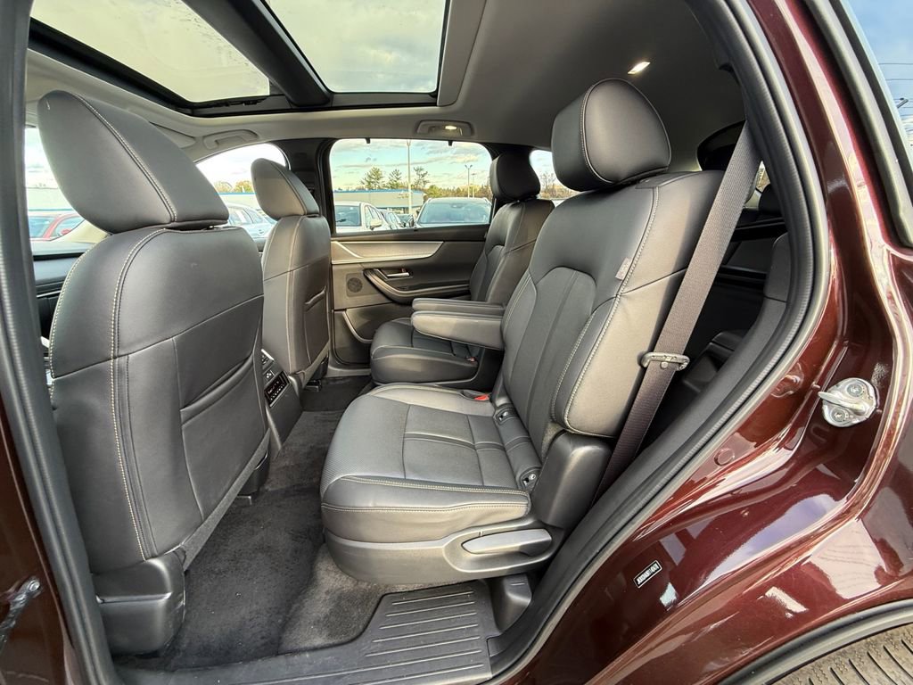 Used 2024 MAZDA CX-90 Plug-In Hybrid w/ Premium Pkg image 26