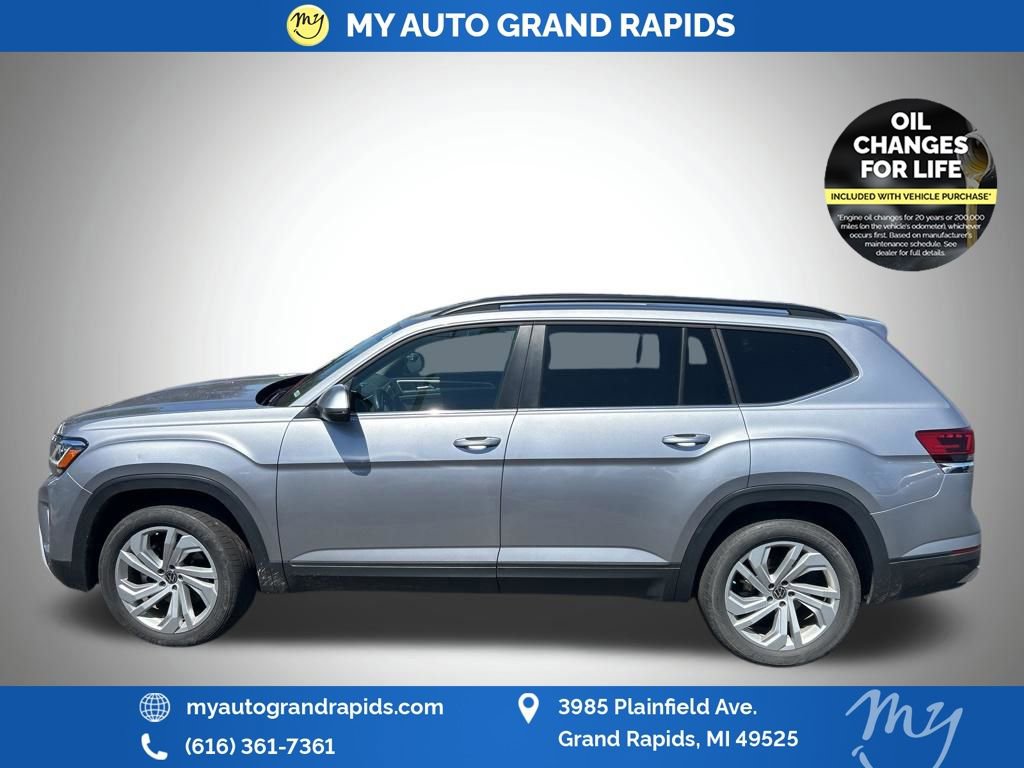 Used 2021 Volkswagen Atlas SE w/ Towing Package AWD/4WD image 3