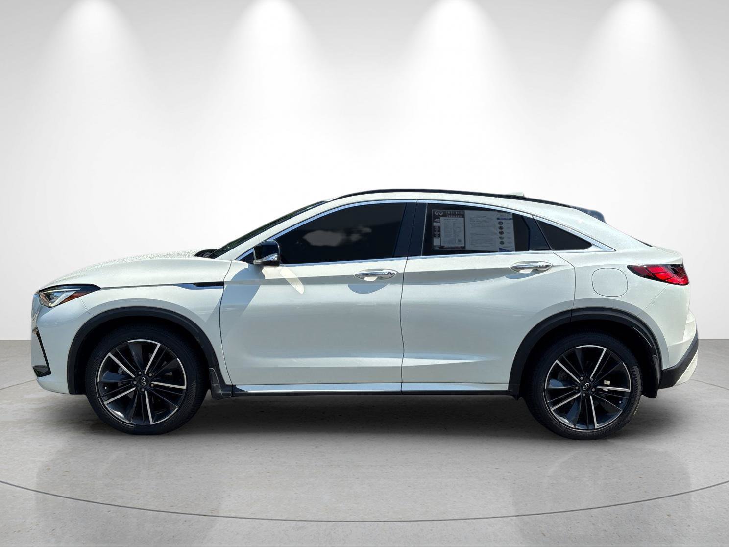 Used 2023 INFINITI QX55 Luxe w/ Cargo Package AWD/4WD image 2