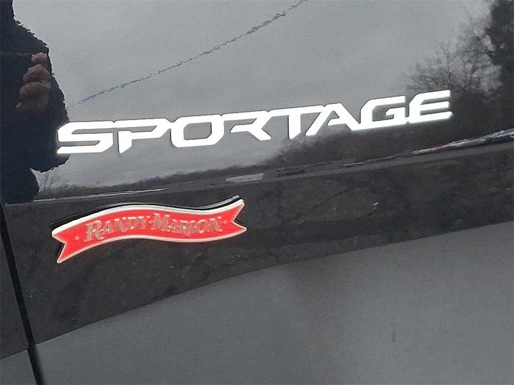 Used 2023 Kia Sportage EX image 31