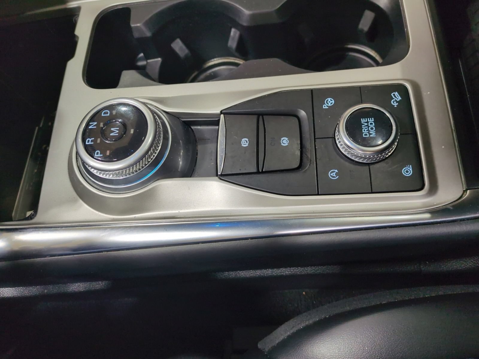 Used 2021 Ford Explorer Platinum w/ Equipment Group 601A AWD/4WD image 22