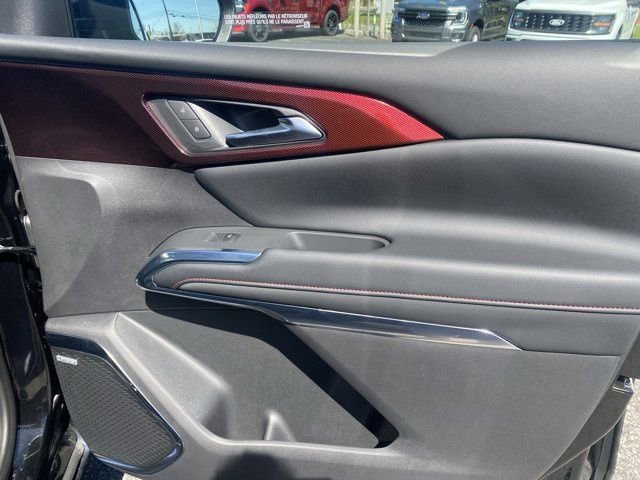 Used 2026 Chevrolet Traverse RS AWD/4WD image 21