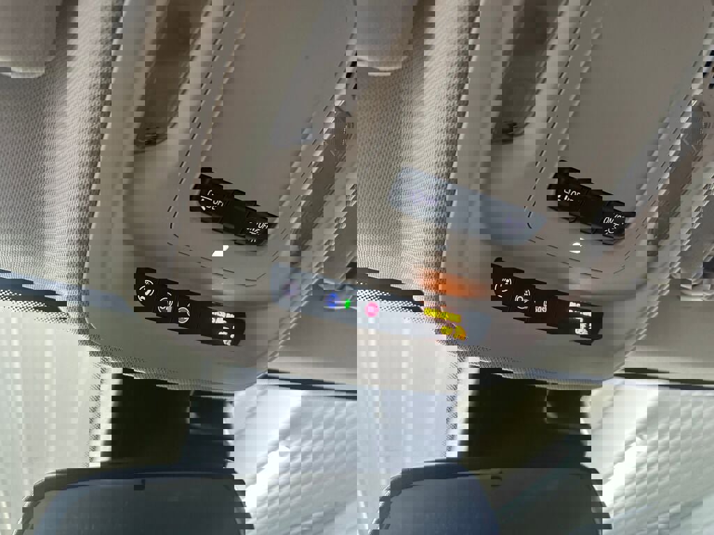 Certified 2023 Buick Envision Preferred w/ Sport Touring Package image 16