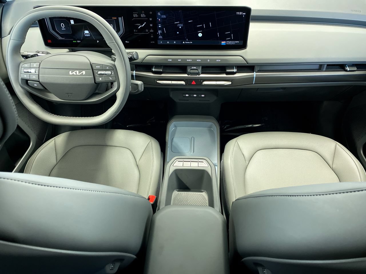 New 2027 Kia EV3 Wind FWD image 32