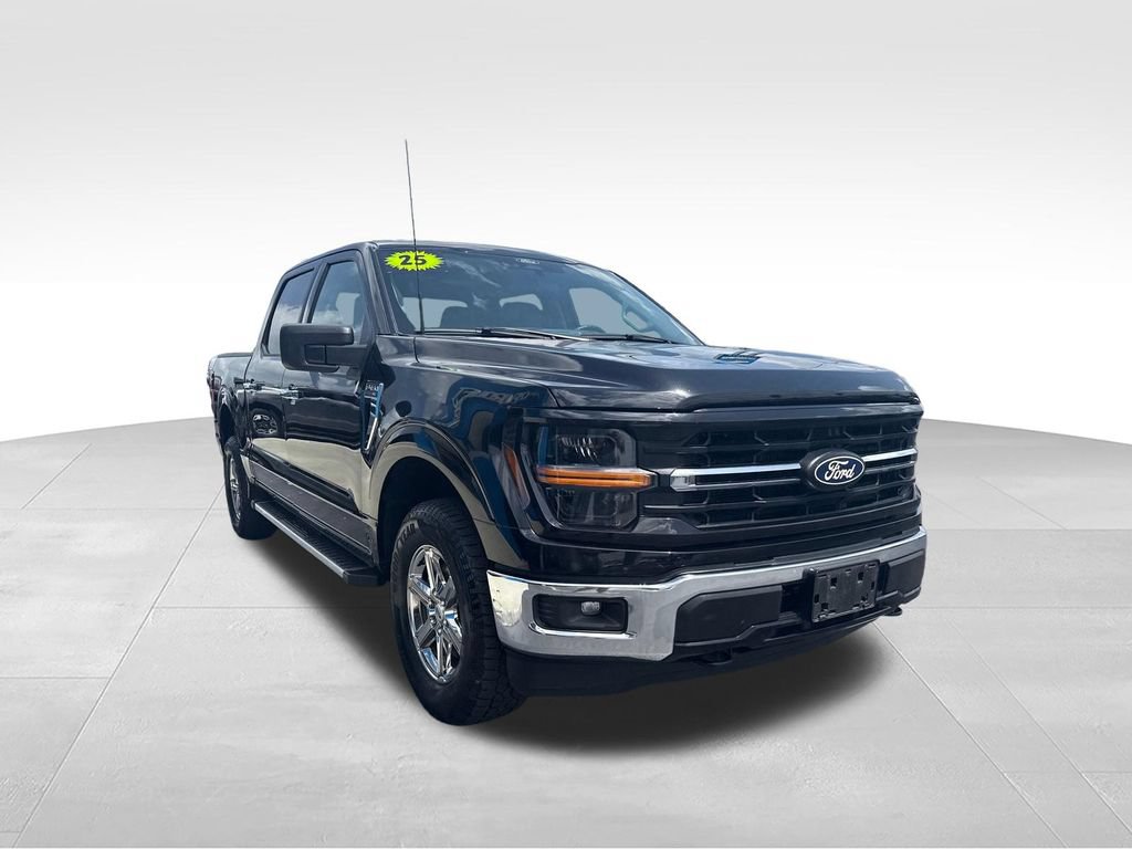 Used 2025 Ford F150 XLT w/ Equipment Group 301A Standard AWD/4WD image 17
