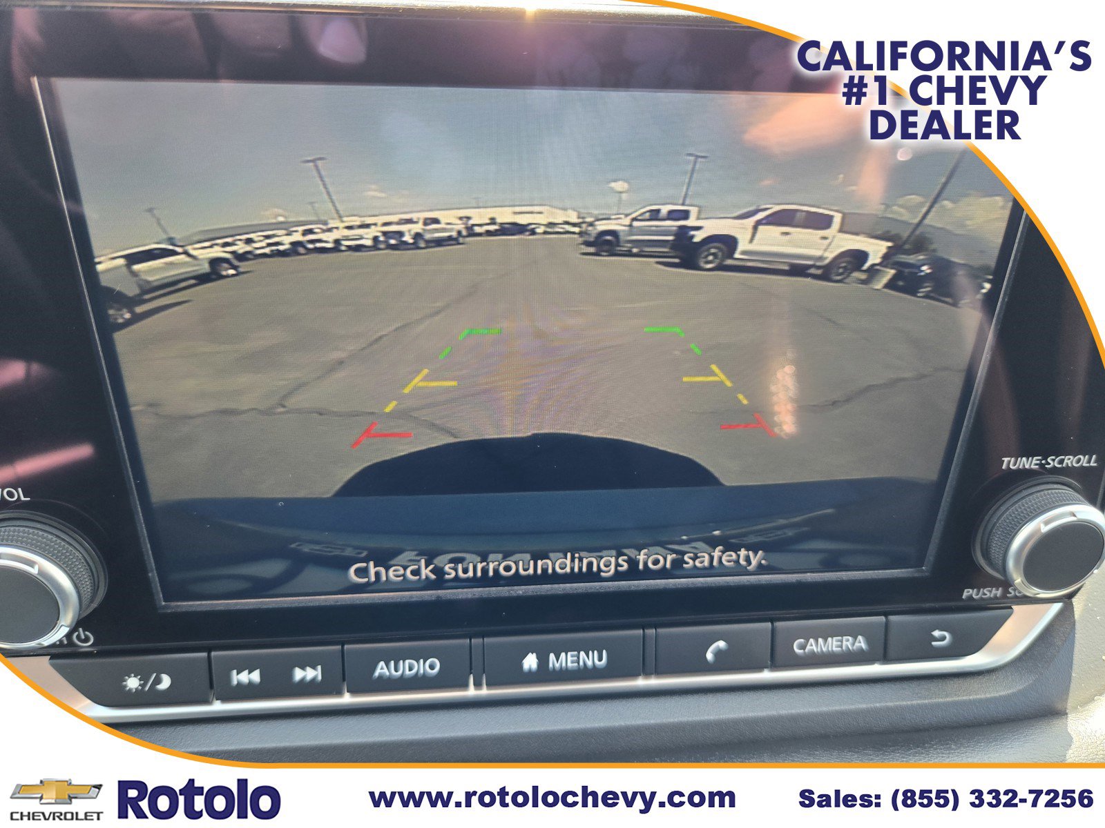 Used 2025 Nissan Rogue S image 27