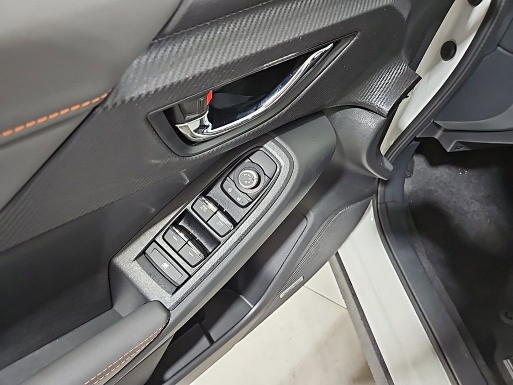 New 2025 Subaru Crosstrek 2.5i Limited w/ Crosstrek Mirror Package image 12