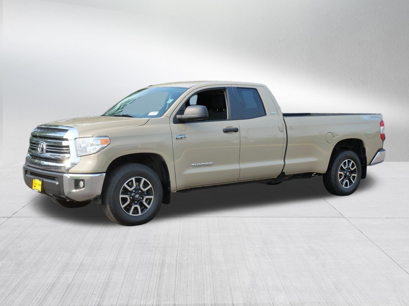 Used 2017 Toyota Tundra SR5 w/ TRD Off Road Package AWD/4WD image 3